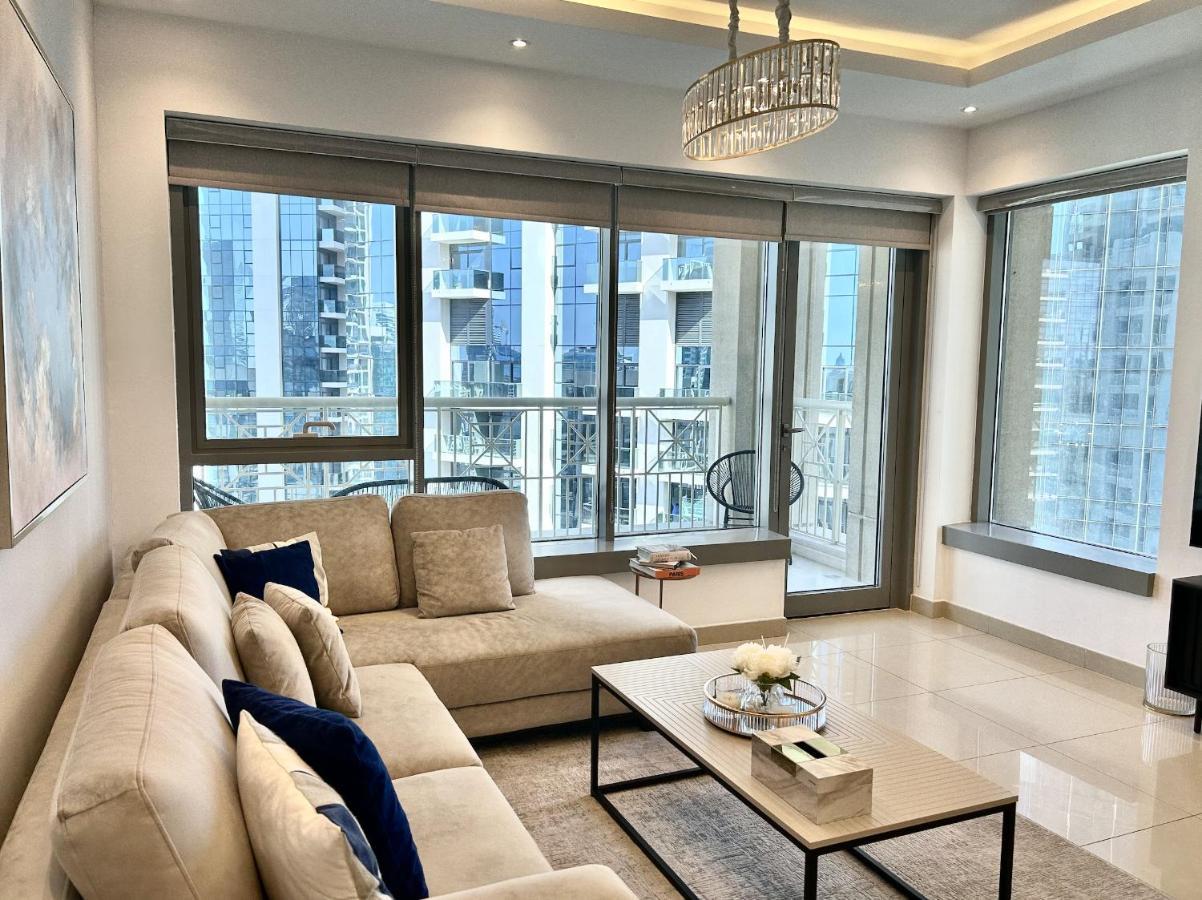 New! Luxury 3Bedroom With Spectacular Burj Views Downtown Dubaj Kültér fotó