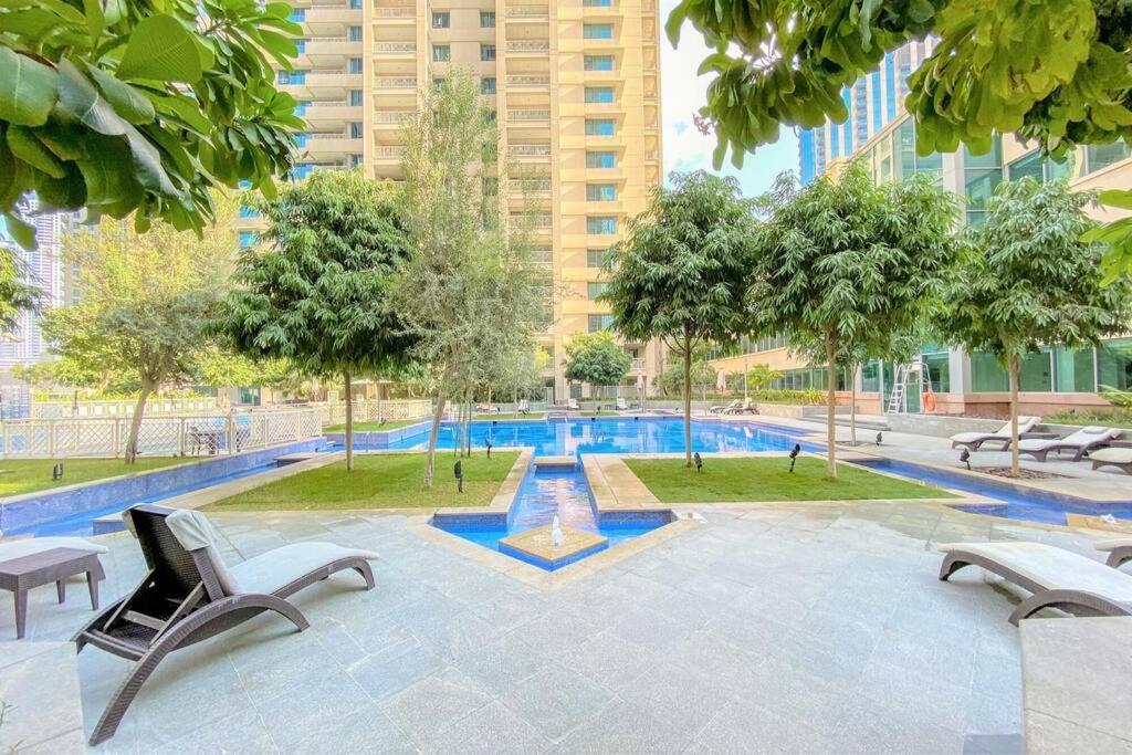 New! Luxury 3Bedroom With Spectacular Burj Views Downtown Dubaj Kültér fotó
