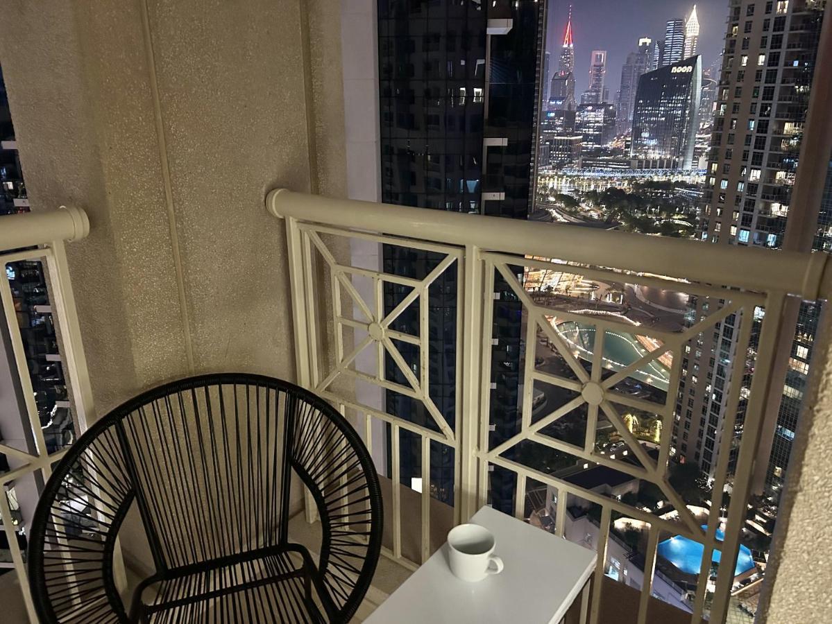 New! Luxury 3Bedroom With Spectacular Burj Views Downtown Dubaj Kültér fotó