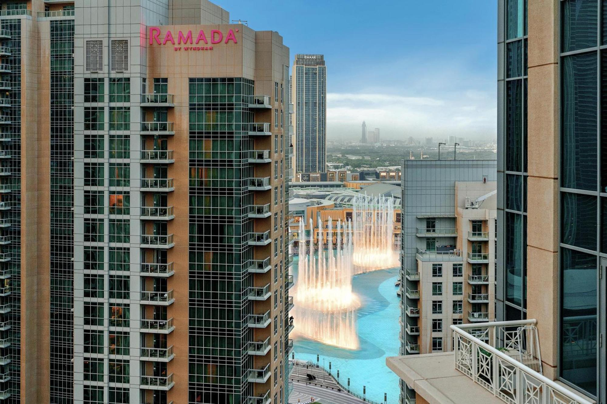 New! Luxury 3Bedroom With Spectacular Burj Views Downtown Dubaj Kültér fotó